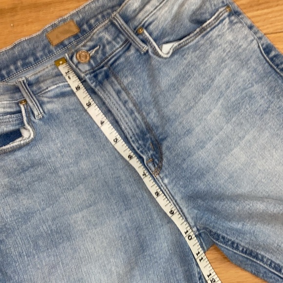 MOTHER The Mid Rise Dazzler in Marrakesh Nights
Size 29
Preloved - Picture 5 of 13